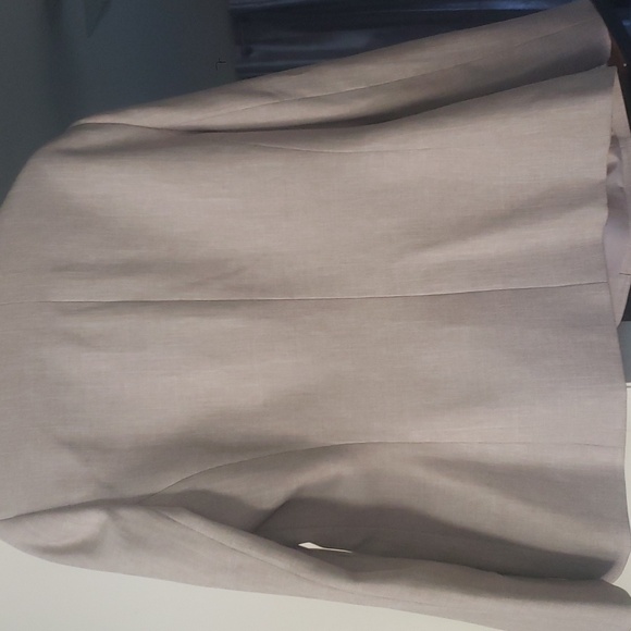 Beautiful womans blazer - Picture 5 of 11